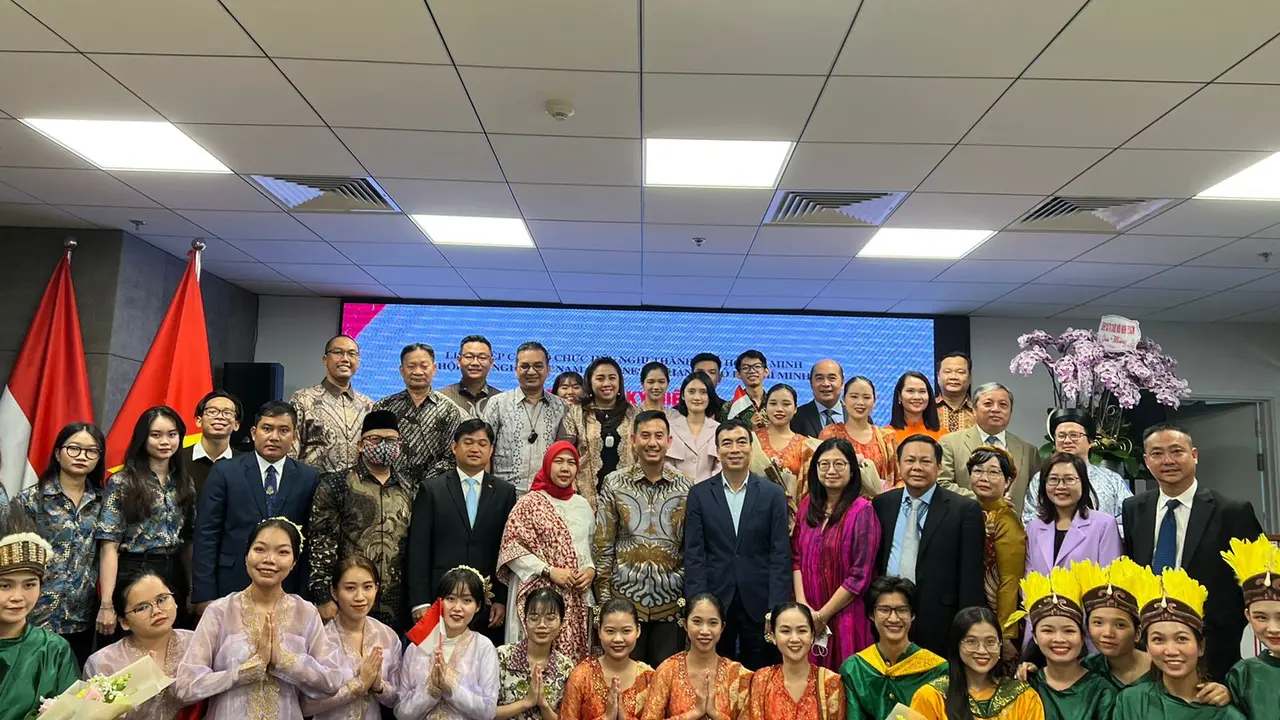 Perayaan HUT RI ke-77 yang diinisiasi oleh Ho Chi Minh City Union of Friendship Organizations (HUFO) pada (16/8/2022).
