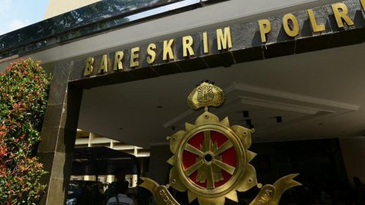 Tersangka korupsi mobile crane di PT Pelindo II diperiksa Bareskrim