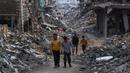 Pemadaman listrik dapat memengaruhi fungsi pompa air dan sanitasi serta membuat keadaan di Gaza semakin memburuk. (Omar AL-QATTAA/AFP)