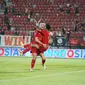 Striker Persija Jakarta, Marko Simic, merayakan gol yang dicetaknya ke gawang Dewa United bersama rekan setimnya, Rayhan Hannan, dalam laga pekan ke-27 BRI Liga 1 2023/2024 di Stadion Kapten I Wayan Dipta, Gianyar, Bali, Sabtu (2/3/2024). (Bola.com/Dok. Media Persija)