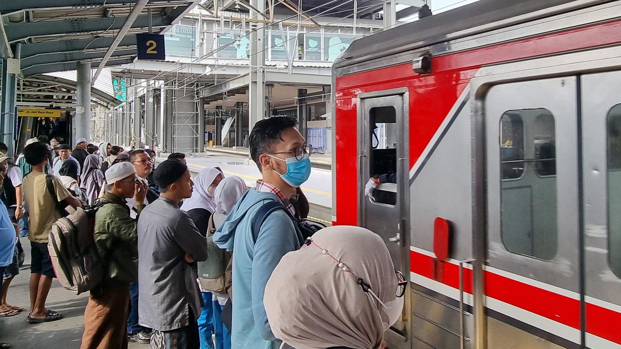 Peron 1 Stasiun Tanah Abang Beroperasi Mulai Hari Ini, Simak Aturan Baru Naik-Turun Penumpang