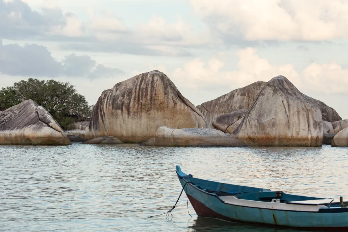 Tren Liburan Connect to Reconnect di Belitung, Saat Wisata Menjadi Jalan Kembali ke Alam, Budaya Lokal, dan Diri Sendiri