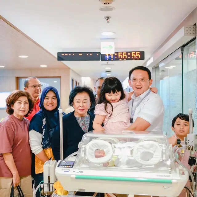 Potret Kelahiran Anak Ketiga Ahok dan Puput Nastiti