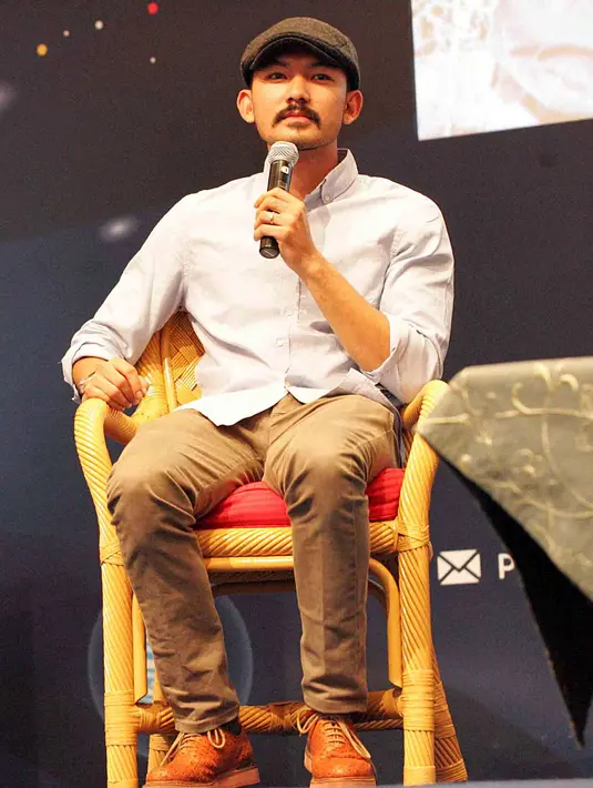  "Alasan saya ingin menjadi produser di film ini karena saya melihat Filosofi Kopi adalah suatu movement baru di perfilman Indonesia," kata Rio Dewanto. (Deki Prayoga/Bintang.com)