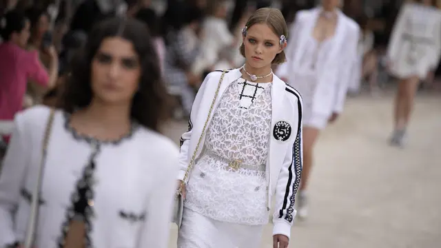 G-Dragon Hadiri Fashion Show Chanel di Monako, Tubuh Kurusnya Bikin Fans Khawatir
