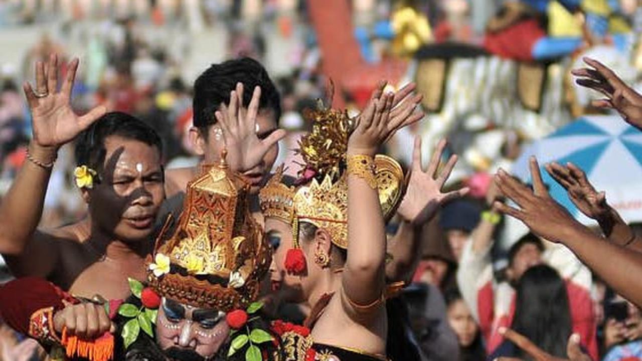 Ketahui Makna Tari Kecak Khas Bali, Begini Sejarah & Gerakannya