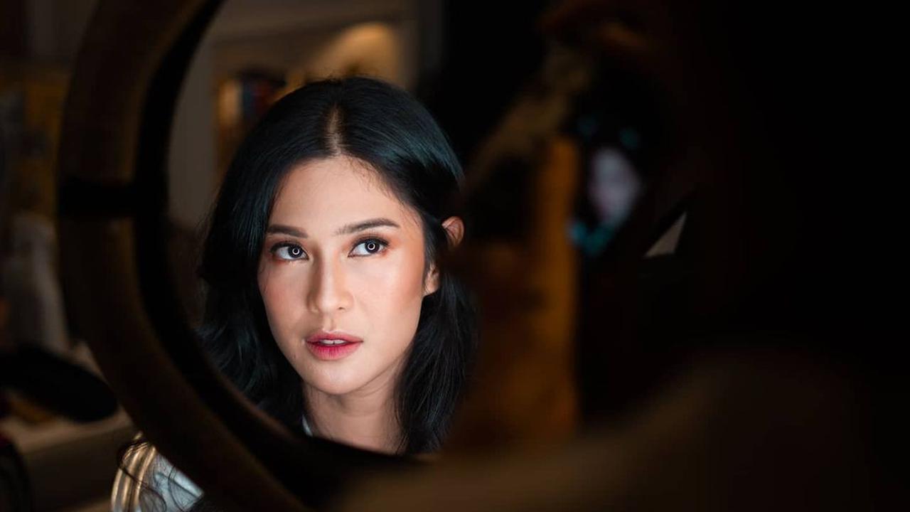 Dian Sastrowardoyo. (Foto: Dok. Instagram @therealdisastr)