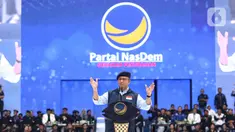 Bakal Calon Presiden dari Koalisi Perubahan untuk Persatuan (KPP) Anies Baswedan memberikan pidato politik pada Apel Siaga Perubahan di Stadion Gelora Bung Karno, Jakarta, Minggu (16/7/2023). (Liputan6.com/Angga Yuniar)