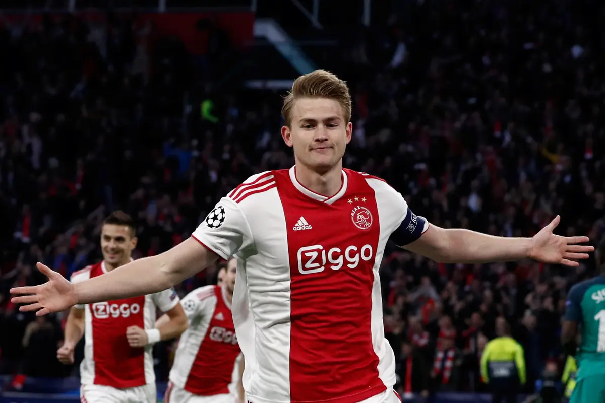 Bek Ajax Amsterdam, Matthijs de Ligt.