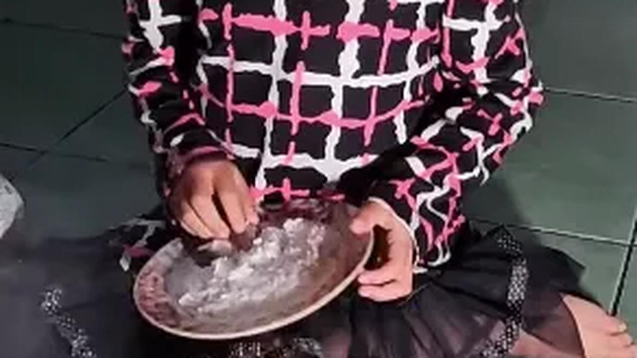 Setiap Hari Makan Nasi dan Garam
