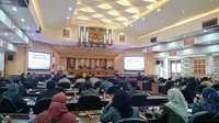 Suasana sidang paripurna DPRD Tuban. (Adirin/Liputan6.com)