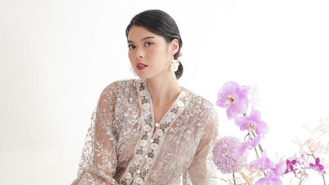 <b>Kebaya untuk Wisuda atau Lamaran</b>