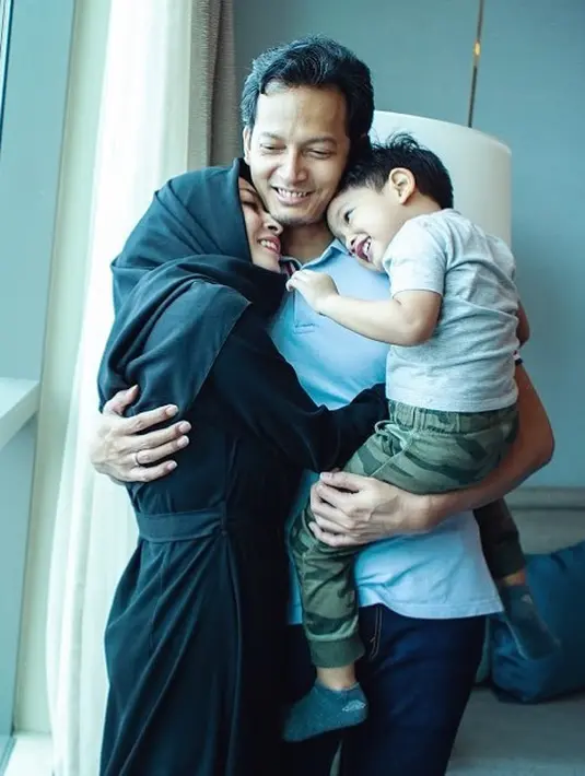 Fedi Nuril dan Vanny Widyasasti (Instagram/fedinuril)