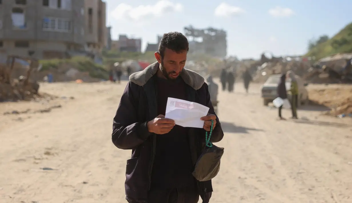 Sebelumnya diketahui, tentara Israel melanjutkan serangan udara setelah masa pemberlakuan gencatan senjata tahap pertama usai. (BASHAR TALEB/AFP)