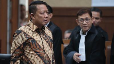 Depan Hakim, Febrie Ungkit 30 Tahun Mengabdi Tangani Korupsi di Kejaksaan