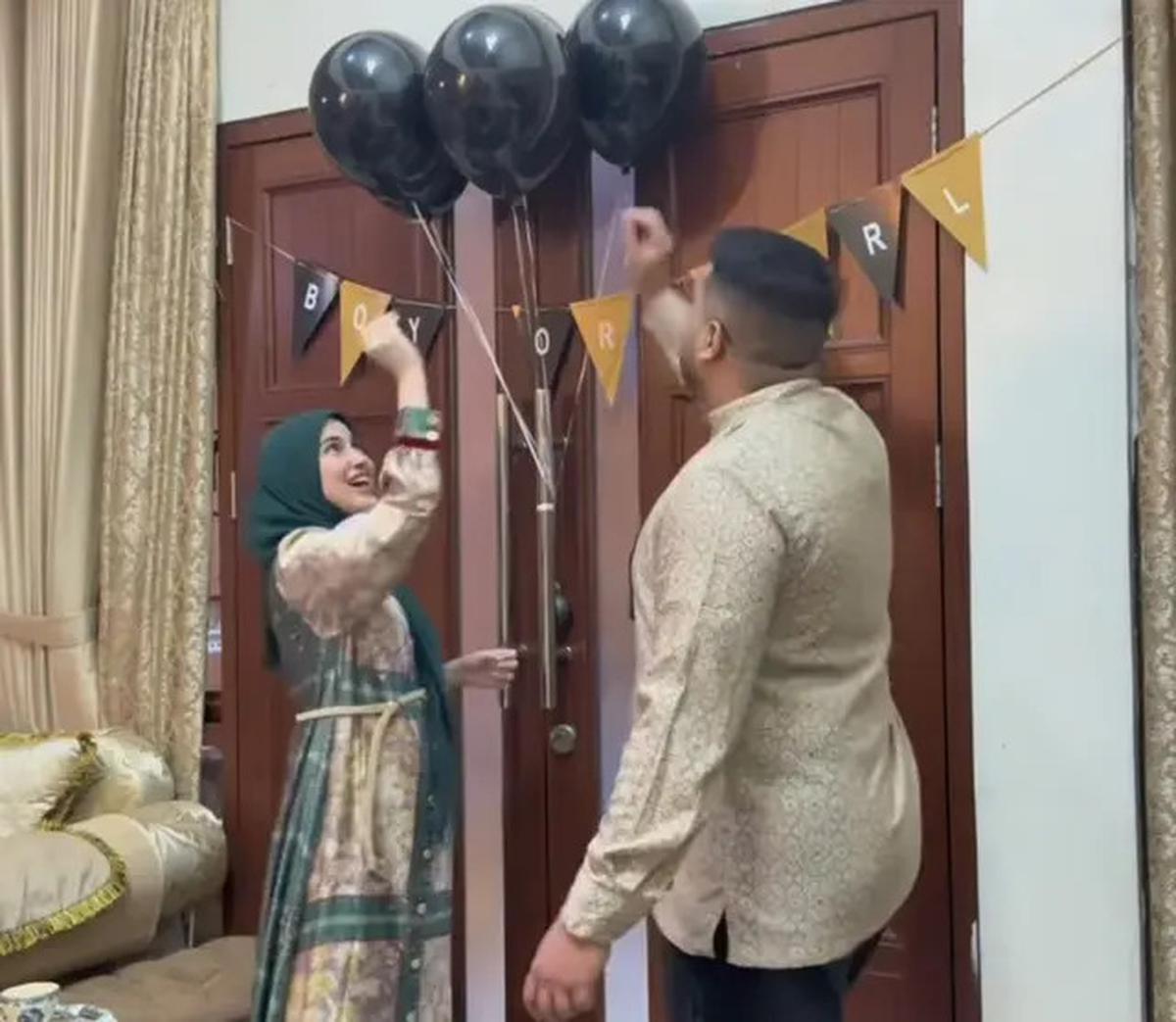 7 Potret Gender Reveal Miskah Istri Yislam, Fadil Jaidi dan Pak Muh Heboh