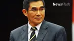 Ketua Mahkamah Konstitusi ke-4, Hamdan Zoelva, mengaku terkejut dengan penangkapan Hakim MK Patrialis Akbar oleh KPK. Dia meminta agar MK memberi akses kepada KPK dalam mengusut kasus tersebut.