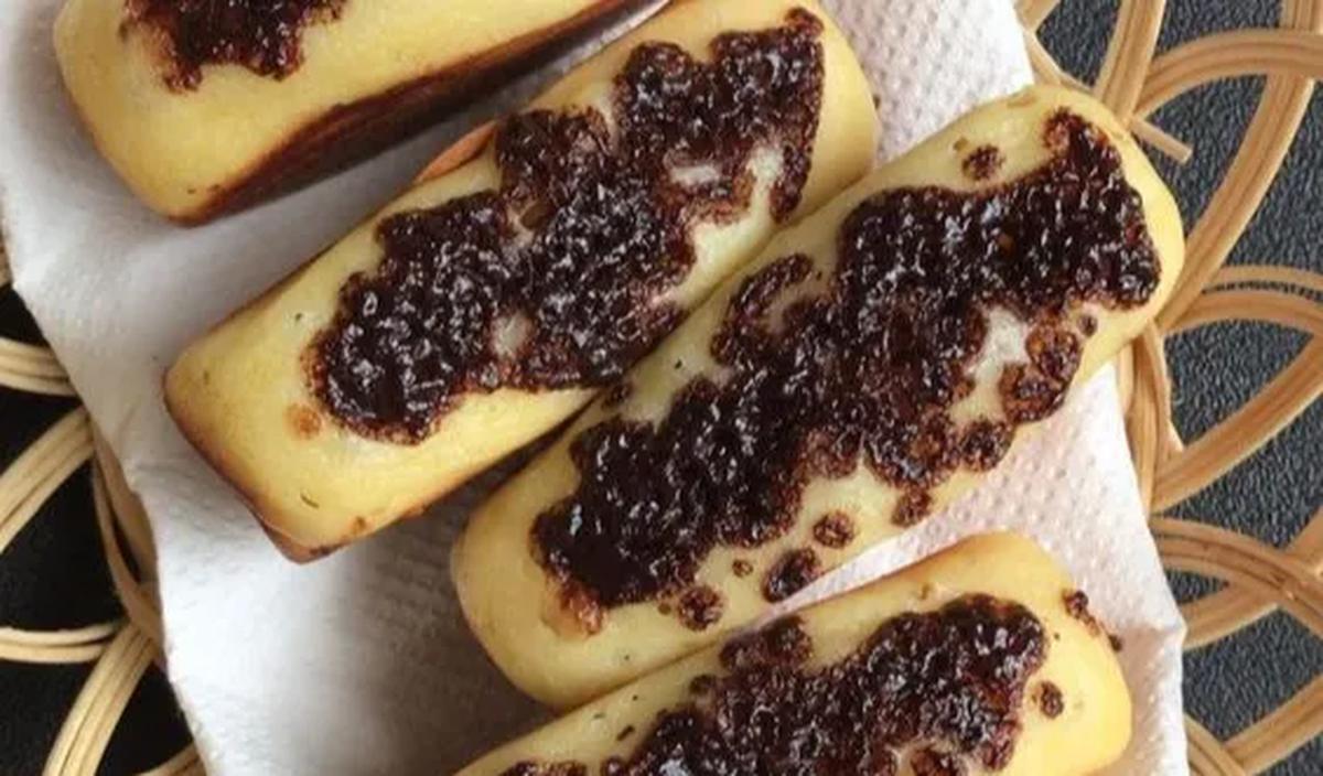 6.	Kue Pukis Kentang