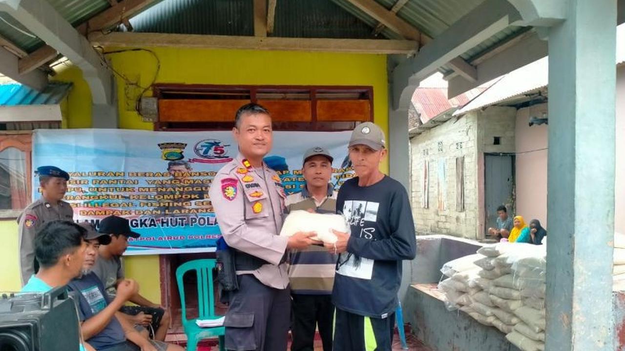 Satpolairud Parimo Salurkan Bantuan Sosial ke Warga Pesisir, Edukasi Jaga Laut Teluk Tomini