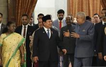 VIDEO: Prabowo Khidmat Hormati Mahatma Gandhi, Dikawal Pasukan Berkuda Tiba di Istana India