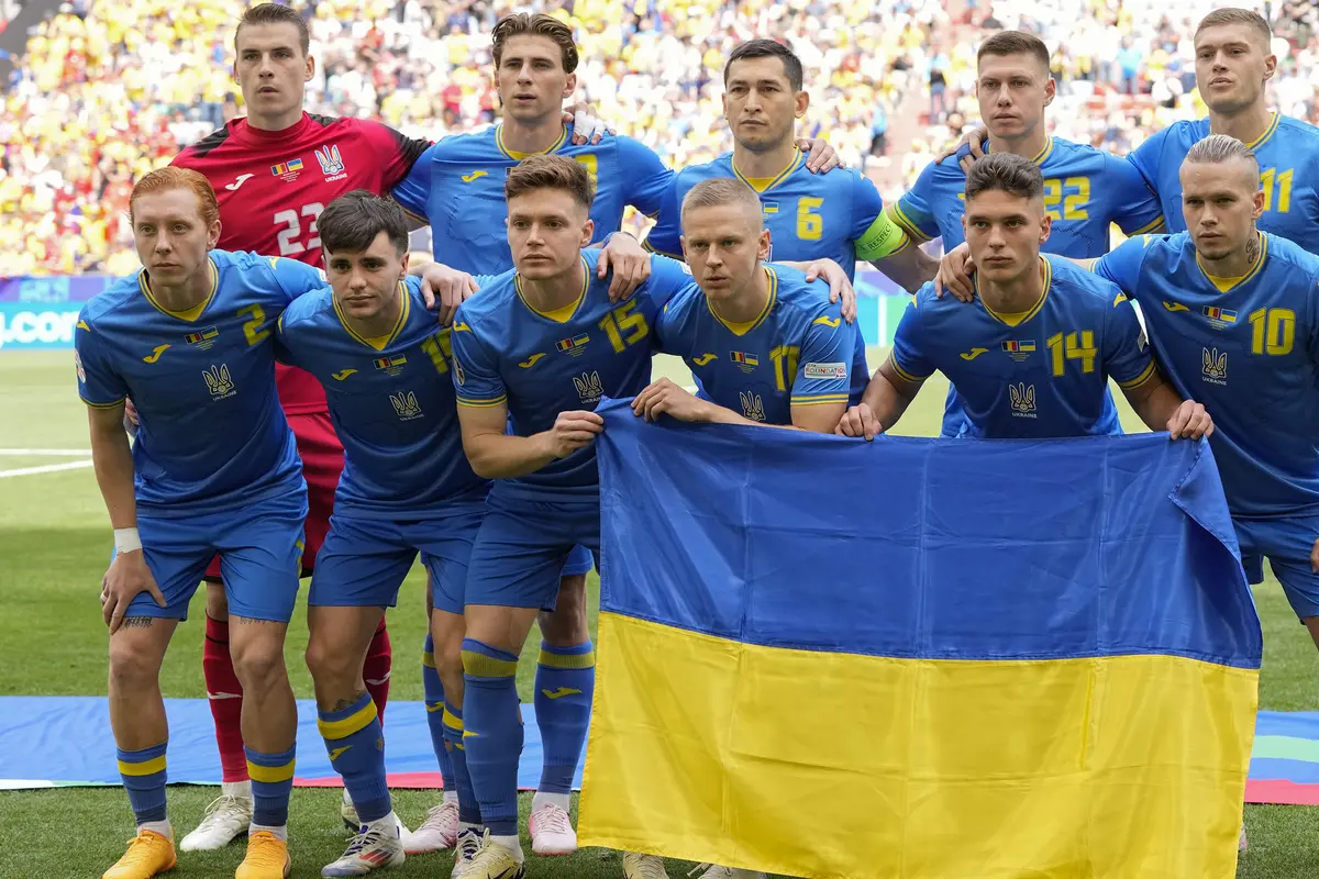 Foto: Kejutan Rumania, Gasak Ukraina Tiga Gol Tanpa Balas di Laga Pembuka Grup E Euro 2024