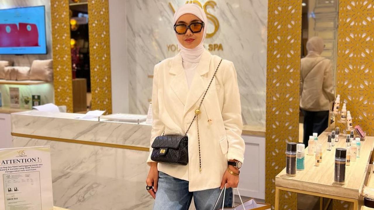 Selfi Nafilah Hijrah Usai Bertemu Sosok Hitam, Apa yang Sebenarnya Terjadi?