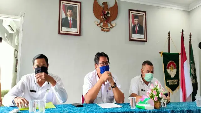 Terobosan Pasar Cirebon Saat Physical Distancing Covid-19