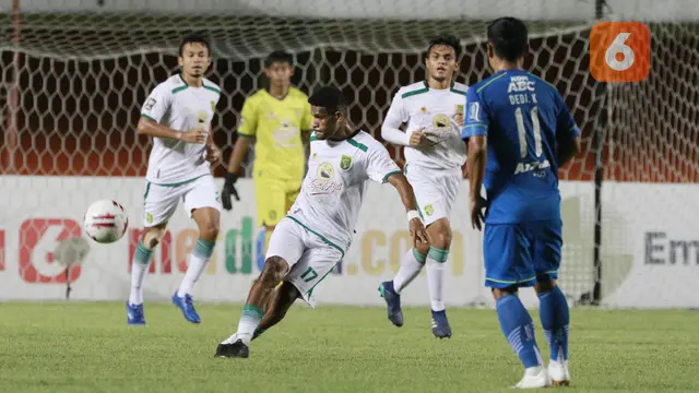 Persib Bandung Vs Persebaya Surabaya