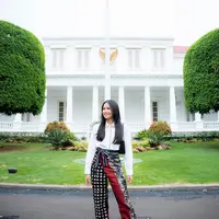 Maudy Ayunda dikenal dengan kecerdasannya. Bahkan, pemerintah menggandeng dirinya sebagai juru bicara forum Presidensi G20.  (Foto: Maudy Ayunda/ Instagram)