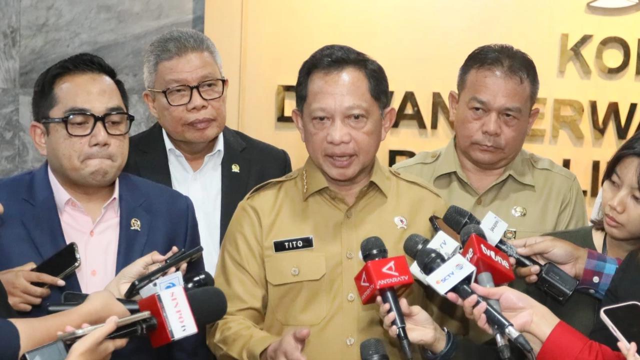 Mendagri Tito Karnavian usai RDP terkait Otsus Papua, Otsus Aceh dan Keistimewaan DIY di Komisi II DPR RI
