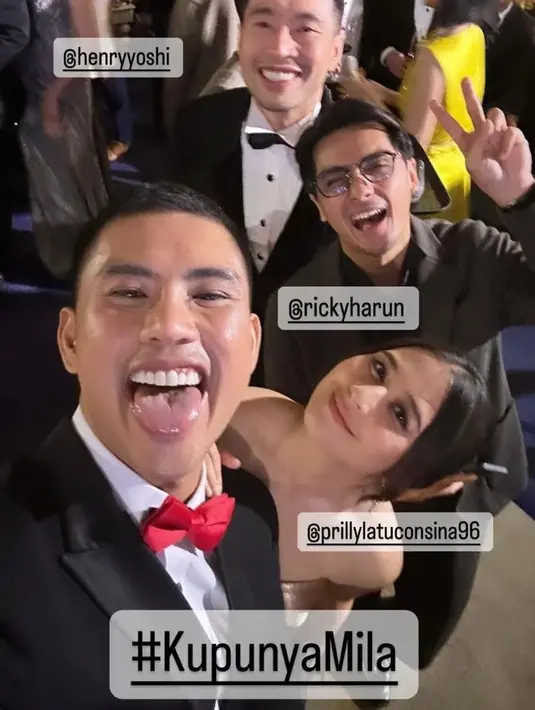 Beberapa pemain "GGS" hadir dan berfoto bersama antara lain. Penampilan mereka pun sontak menjadi sorotan.  [Foto: IG/rickycuaca].