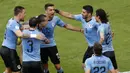 Ekspresi para pemain Uruguay saat merayakan gol ke gawang Rusia pada laga grup A Piala Dunia 2018 di Samara Arena, Samara, Rusia, (25/6/2018). Uruguay menang 3-0. (AP/Efrem Lukatsky)