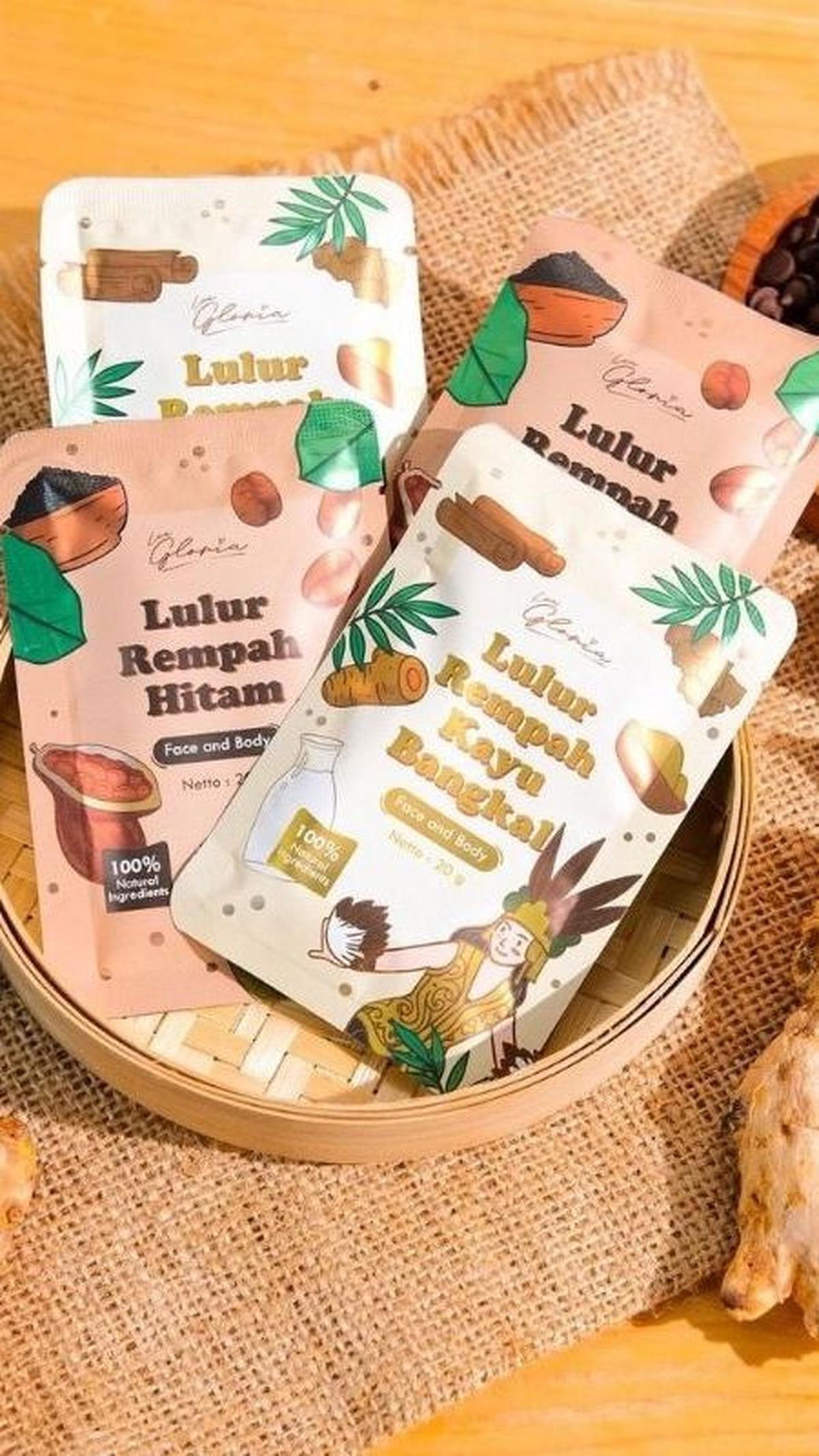 7. Lea Gloria Lulur Rempah Hitam Face and Body<br>