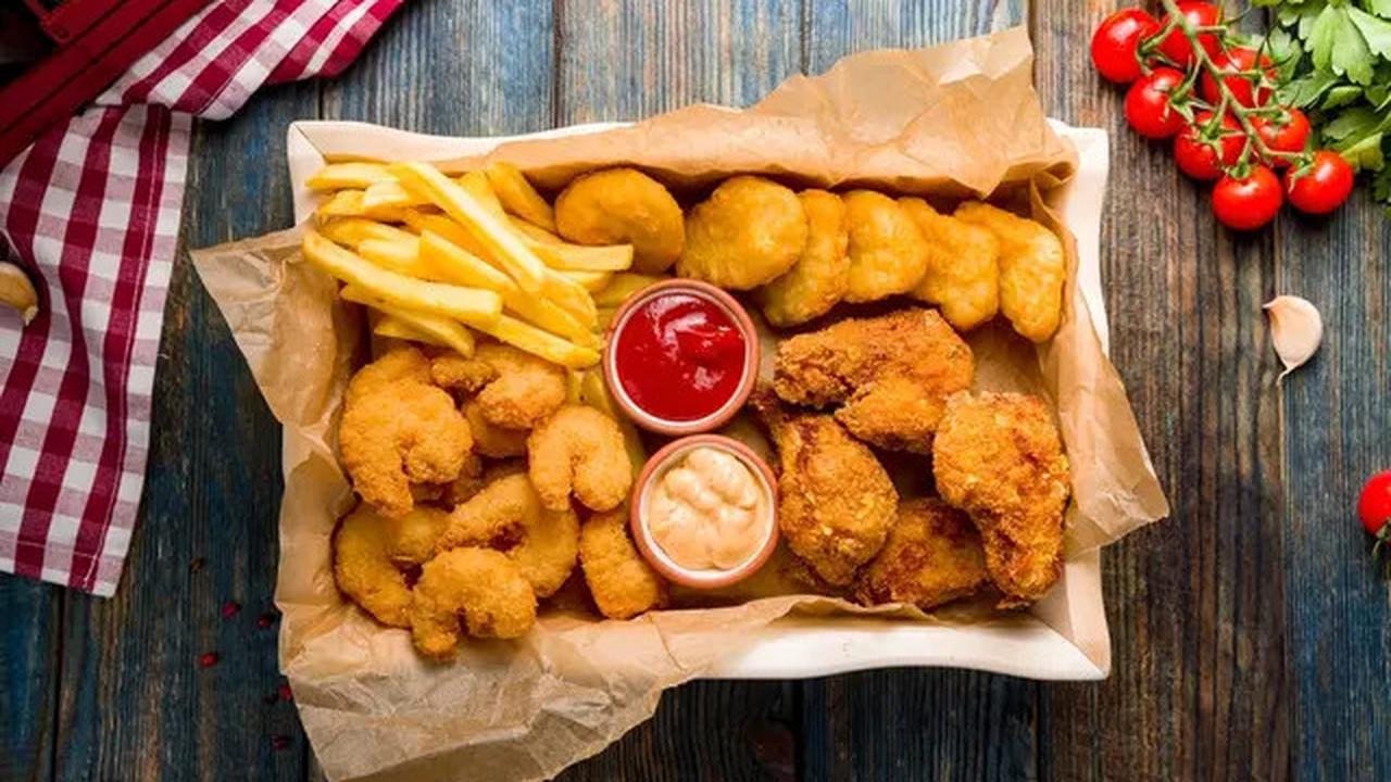 Makanan Pemicu Kolesterol Tinggi yang Harus Anda Hindari