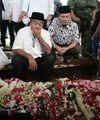 Ibunda dari Gubernur Banten Rano Karno, Lily Istiarti telah menghembuskan napas terakhirnya pada usia 77 tahun pada Minggu, 6 Desember 2015, sekitar pukul 18.00 Wib, di RS Puri Cinere, Depok, Jawa Barat. (Andy Masela/Bintang.com)