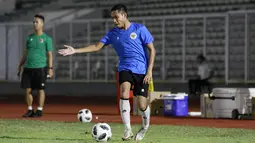 Pemain Timnas Indonesia, Evan Dimas, saat latihan di Stadion Madya, Jakarta, Selasa (11/5/2021). Latihan tersebut untuk persiapan jelang Kualifikasi Piala Dunia 2022 Zona Asia. (Foto: Bola.com/M Iqbal Ichsan)