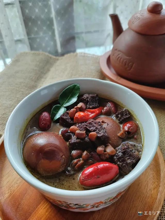 Brongkos Kulit Melinjo