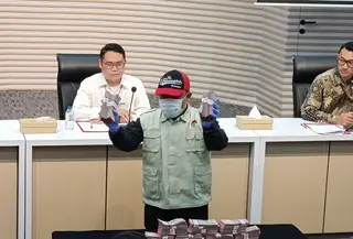 KPK menyatakan bahwa Ketua PN Depok  I Wayan Eka Mariarta (EKA) meminta uang Rp 1 miliar dalam kasus pengurusan sengketa lahan. (Liputan6.com/Rifqy Alief Abiyya)