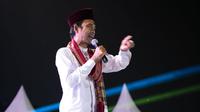 Di depan 20 ribu jemaah di alun-alun sirkuit Reka Vida Bekasi, Minggu (4/6/2023), ustaz Abdul Somad berkhotbah soal &ldquo;Jangan Ada Dusta Di Antara Kita.&rdquo; (Foto: Tim Qory)