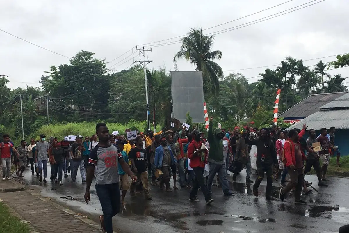 rusuh papua barat
