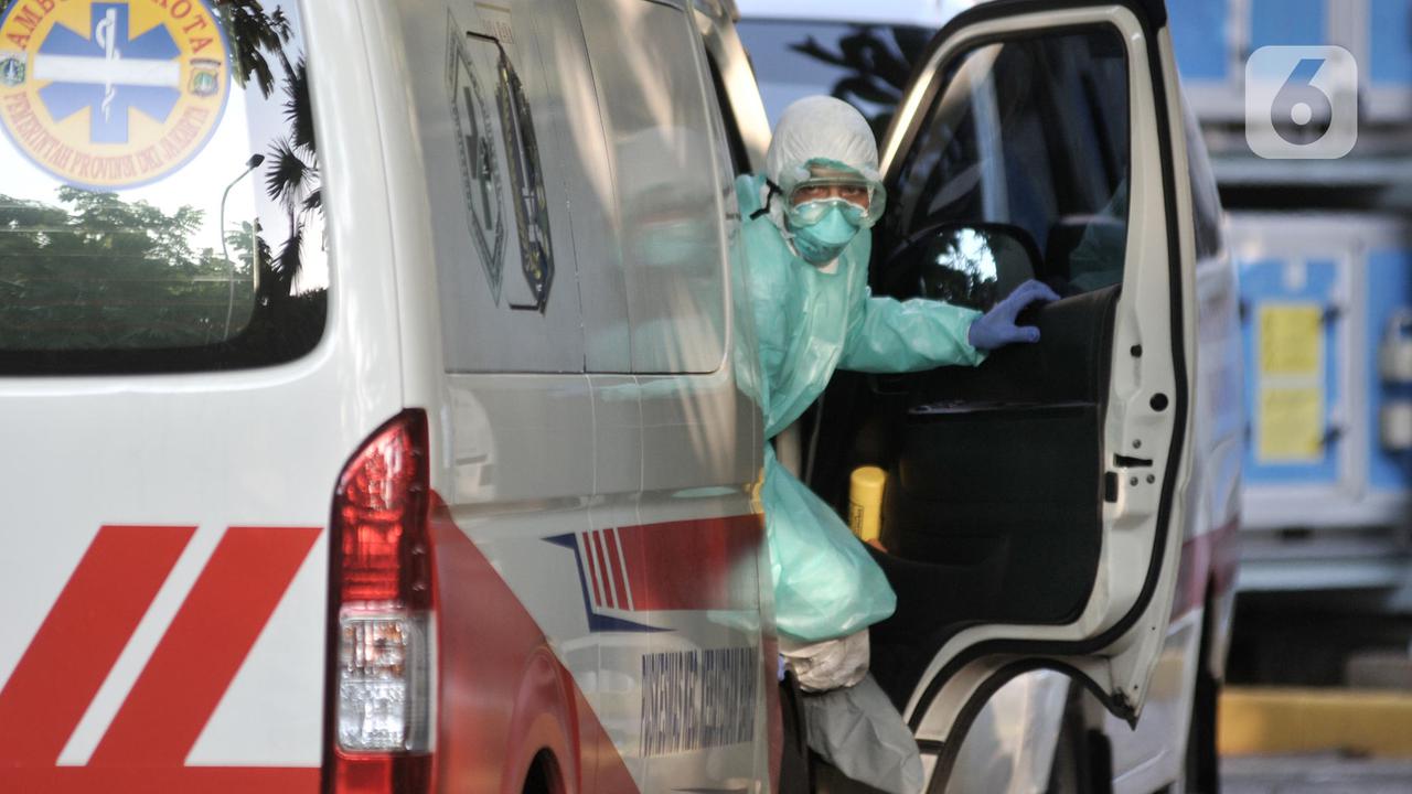 Kerabat Pasien Corona Depok Dibawa ke RSPI Sulianti Saroso