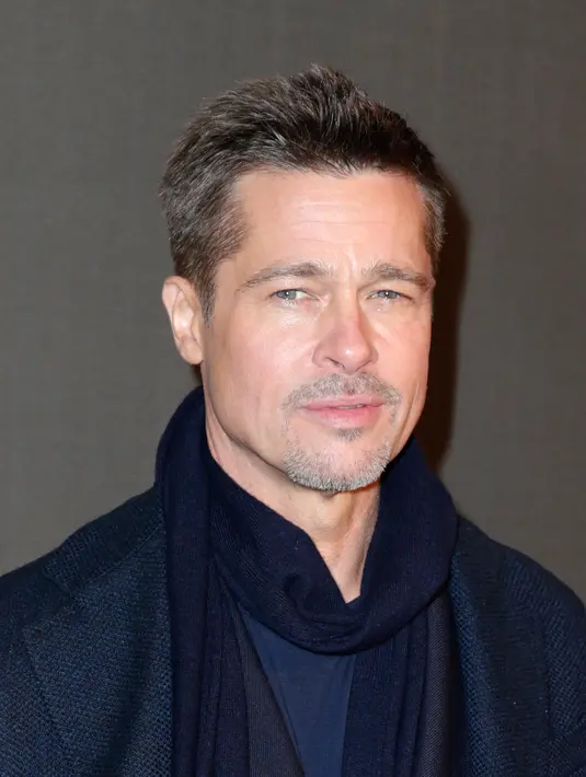 Sebelumnya tersiar kabar bahwa Shiloh meminta ibunya, Angelina Jolie untuk mengundang Pitt dalam perayaan Thanksgiving. Namun ternyata Jolie tak menuruti kemauan anaknya, ia tak menghubungi Pitt. (AFP/Bintang.com)