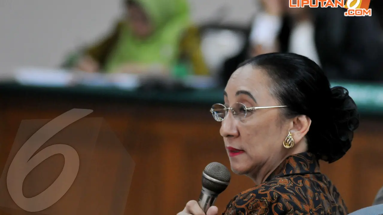 [FOTO] Saksi Beberkan Sosok Tersangka Susi Tur Andayani