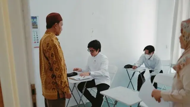 Atta Halilintar saat ujian. [Foto: Instagram/attahalilintar]