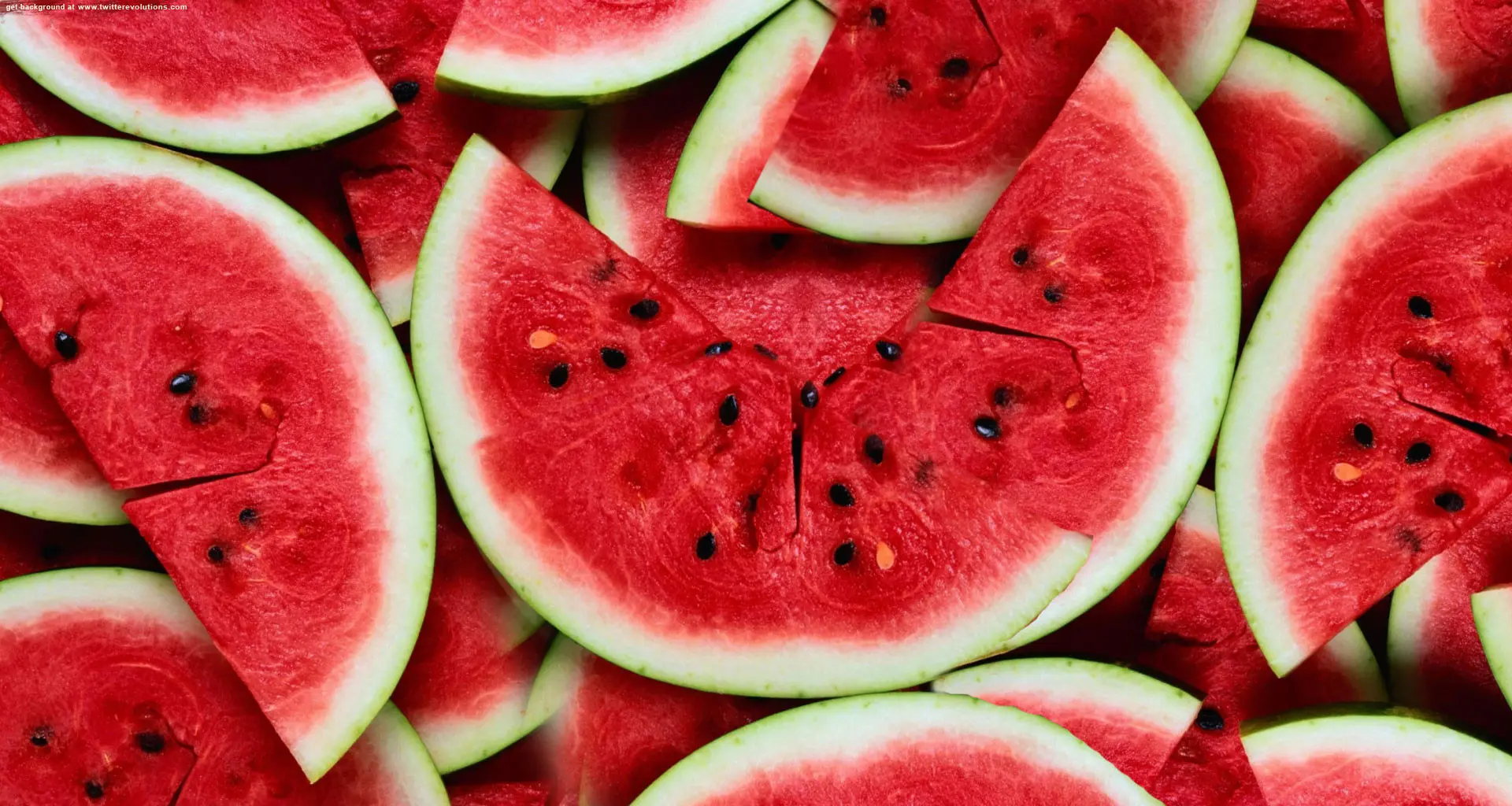 Ketahui alasan kamu nggak boleh menyimpan buah semangka di dalam kulkas. (Sumber Foto: interiorsbykitchenkoncepts.com)