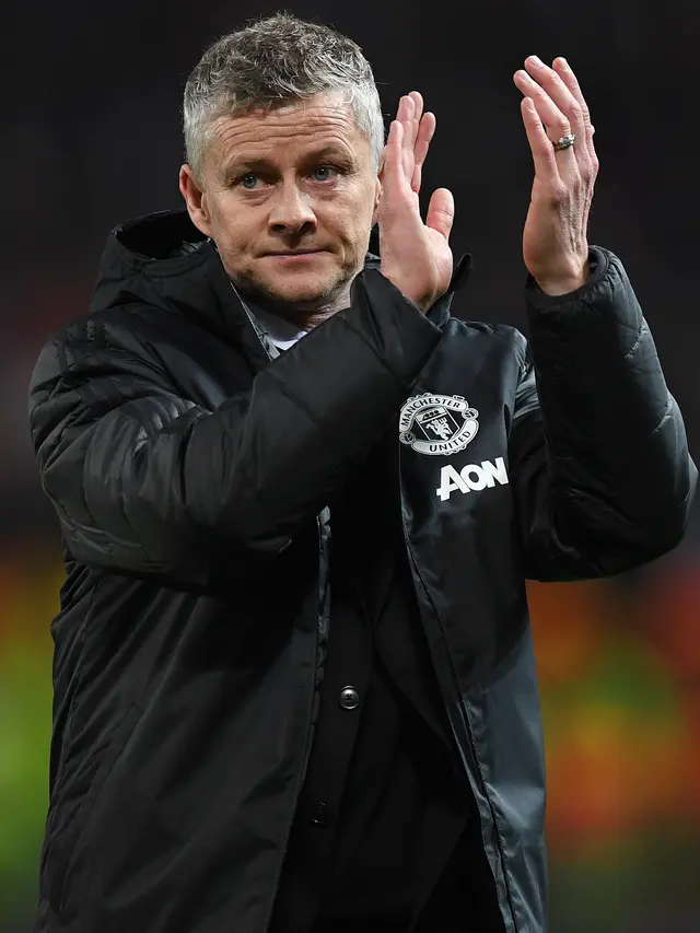 Ekspresi Kecewa Solskjaer Usai MU Dikalahkan PSG