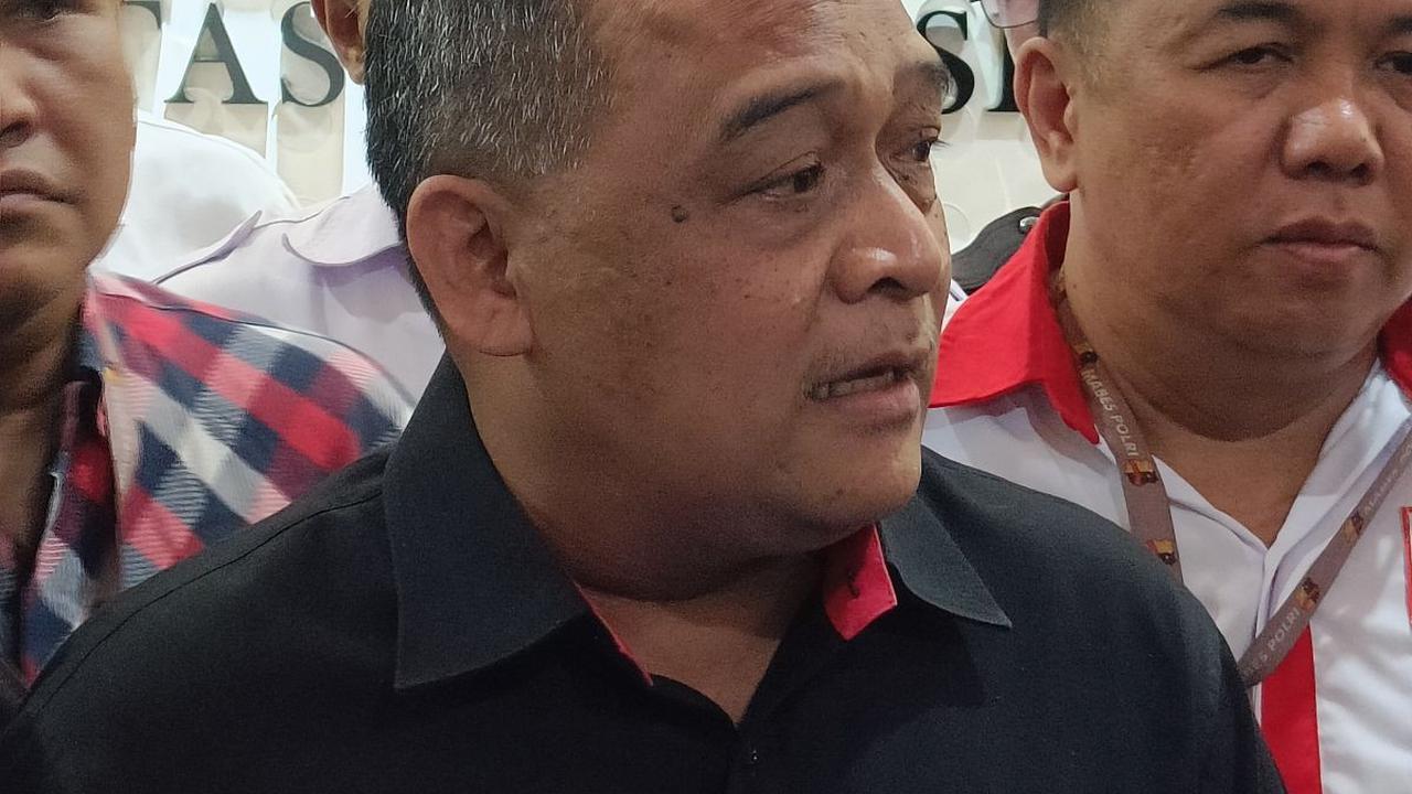 Rocky Gerung Dilaporkan ke Bareskrim Terkait Dugaan Penghinaan Terhadap Presiden Jokowi