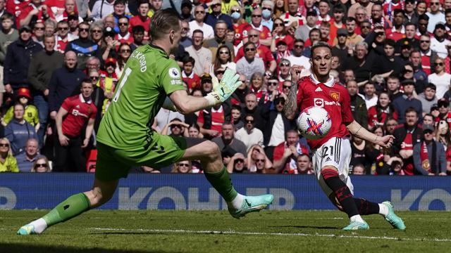 Foto: Ketat, Kurang dari 3 Jam Newcastle Rebut Kembali Posisi Tiga dari MU di Liga Inggris