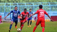 Arema FC menang 3-0 atas Persiba Balikpapan pada pekan ke-20 Liga 1 2017 di Stadion Kanjuruhan, Malang, Jumat (18/8/2017). (Liputan6.com/Rana Adwa)