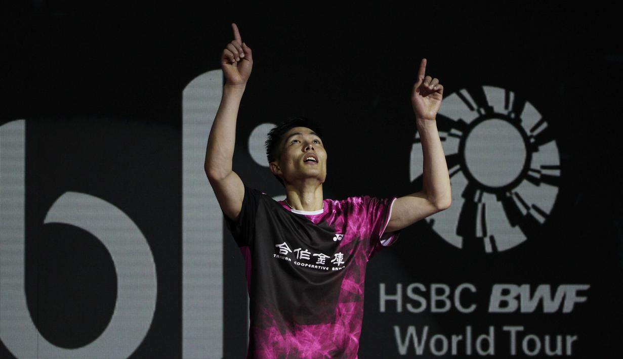 Ekspresi Chou Tien Chen usai mengalahkan Anders Antonsen di final tunggal putera Indonesia Open 2019 melalui pertarungan ketat 3 gim dengan skor 21-18 24-26 21-15 di Istora Senayan, Jakarta, Minggu (21/7/2019). (Bola.com/Vitalis Yogi Trisna)